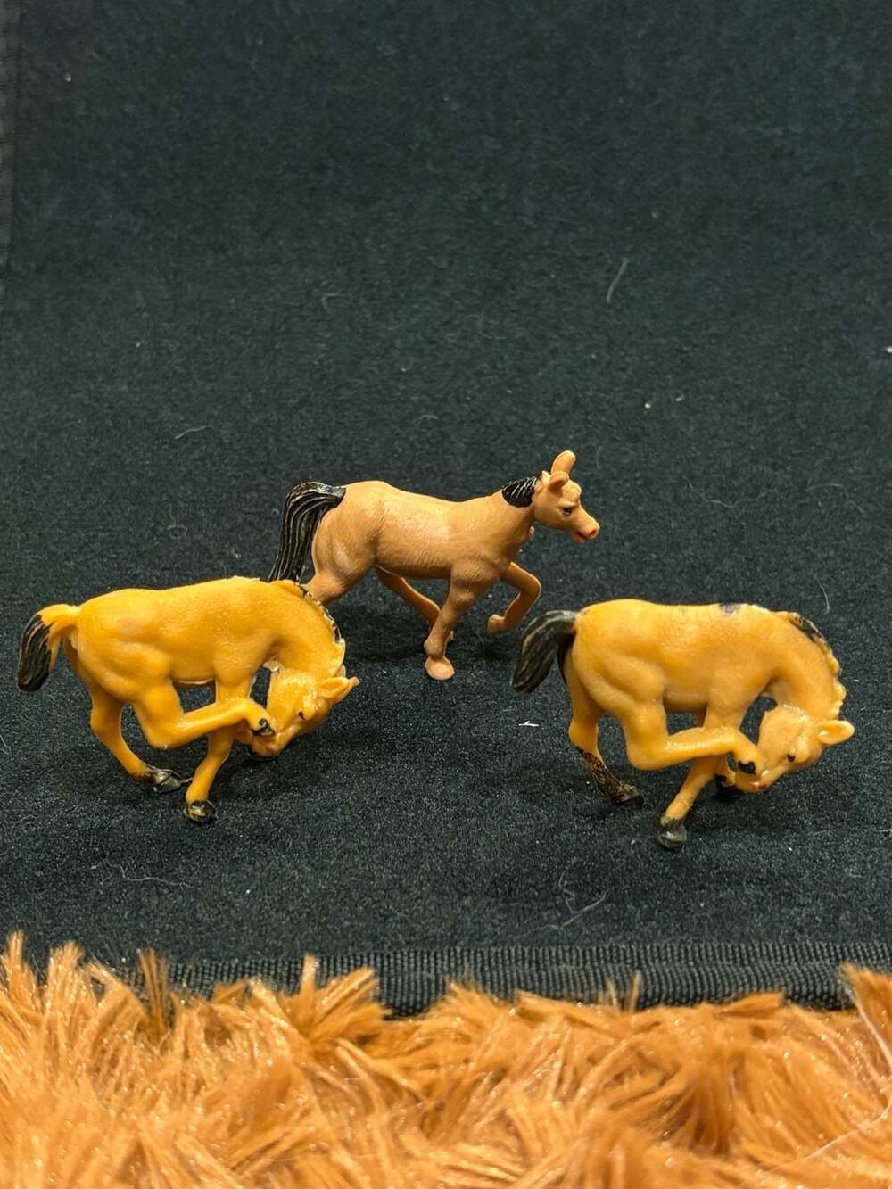 Vintage Plastic Horse Figurine Toy 3-Piece Lot
